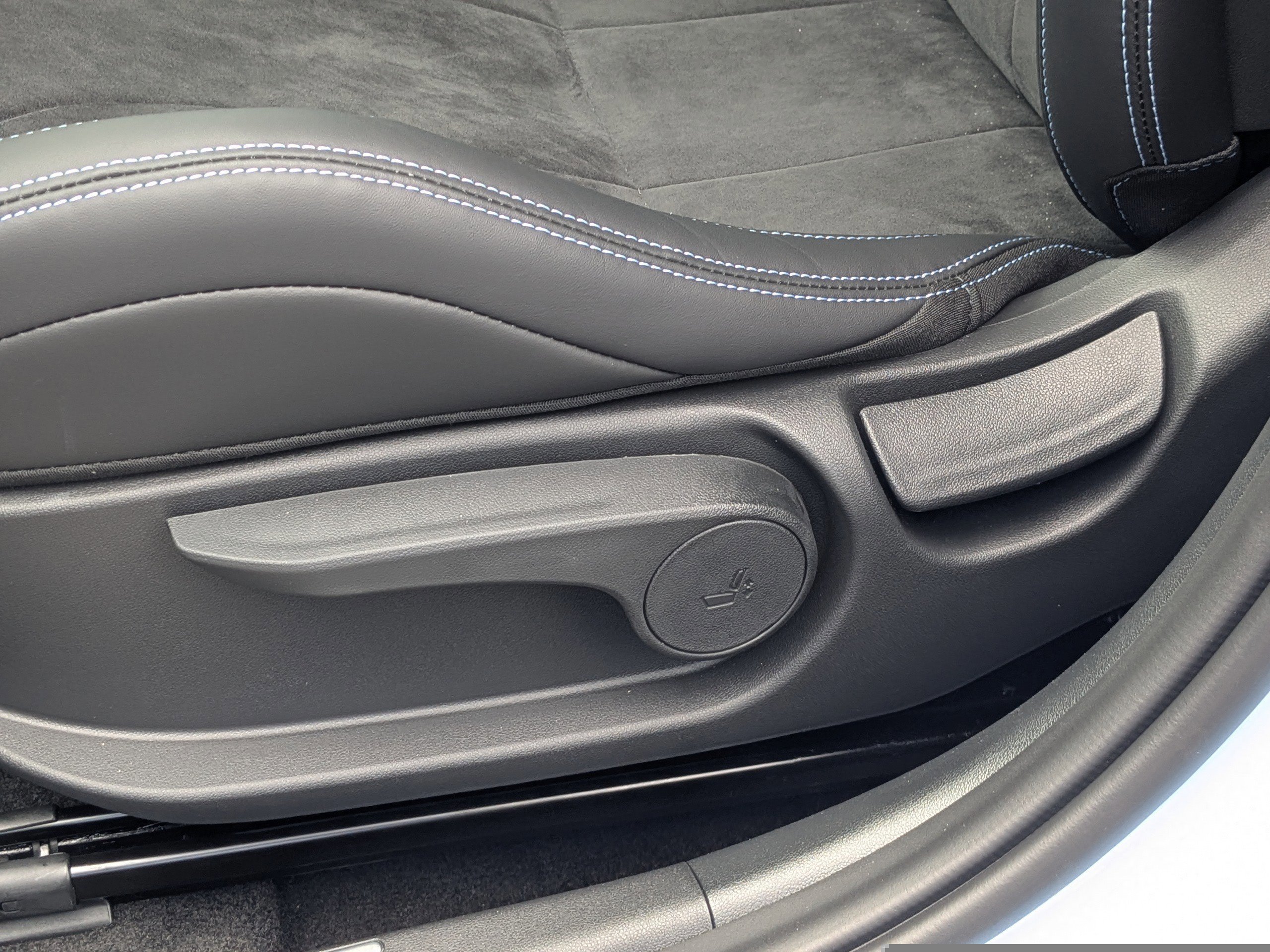 New 2026 Abyss Black Hyundai Sedan image 21