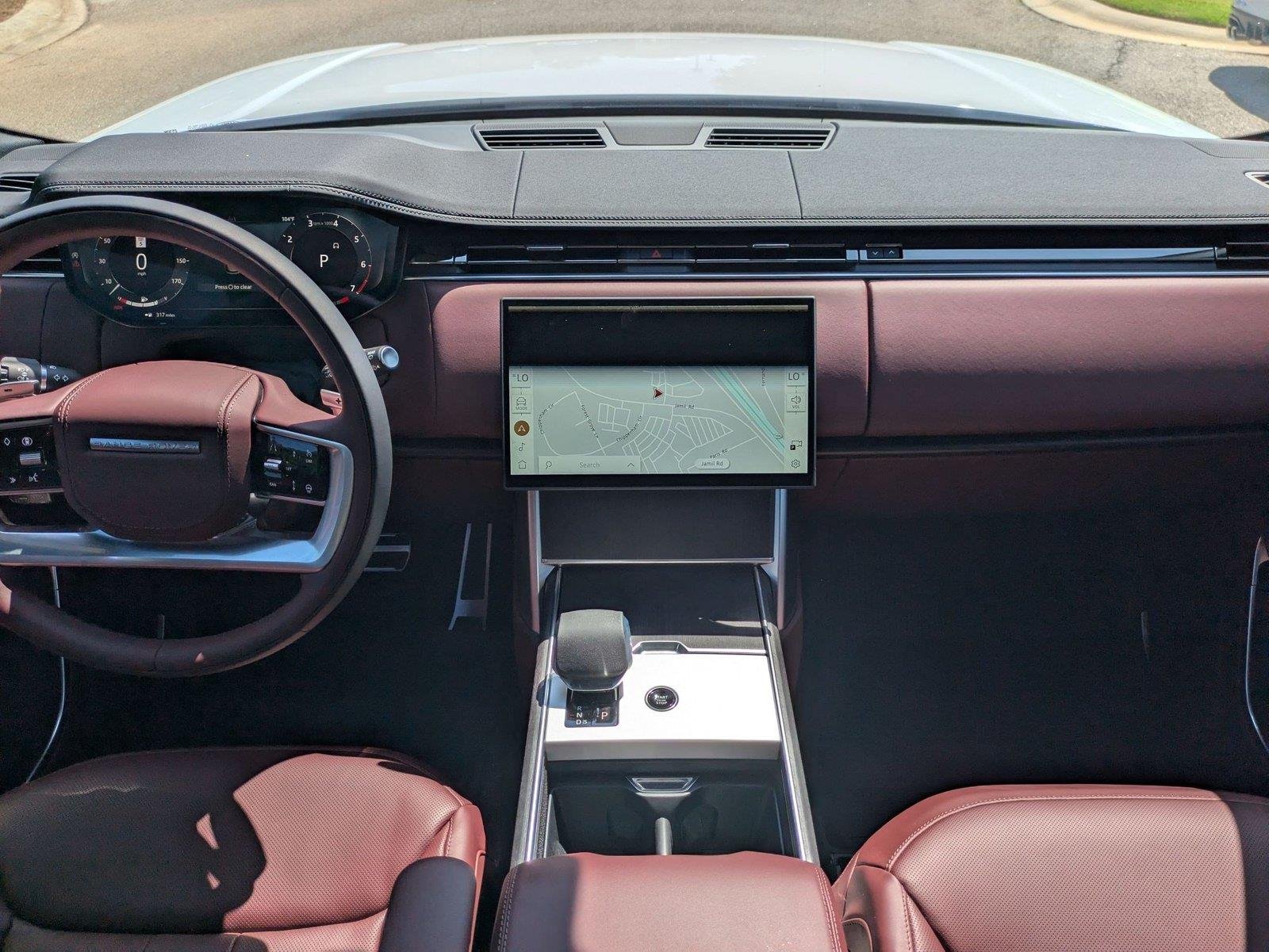 New 2026 Fuji White Land Rover SE image 29