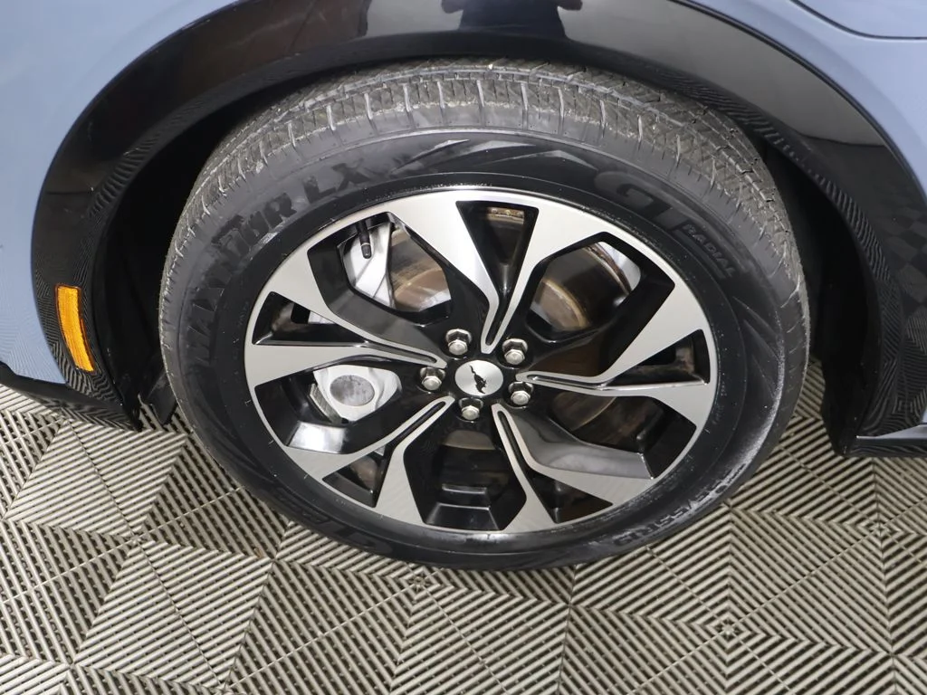 Used 2023 Blue Ford Premium image 22