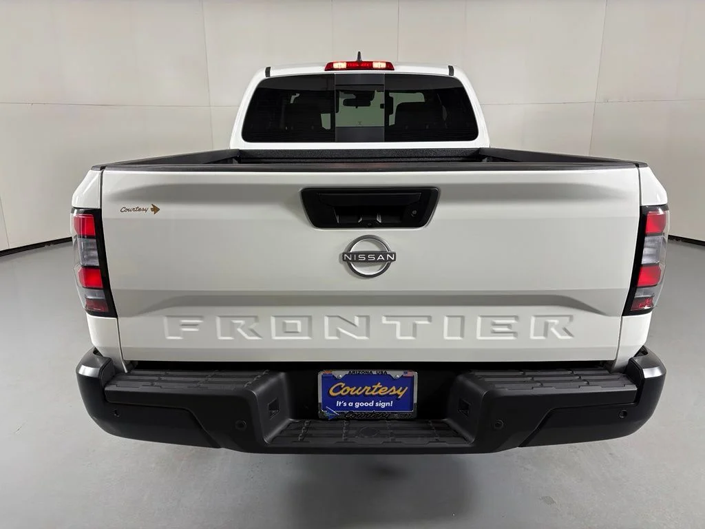 New 2026 Glacier White Nissan King Cab® S image 7