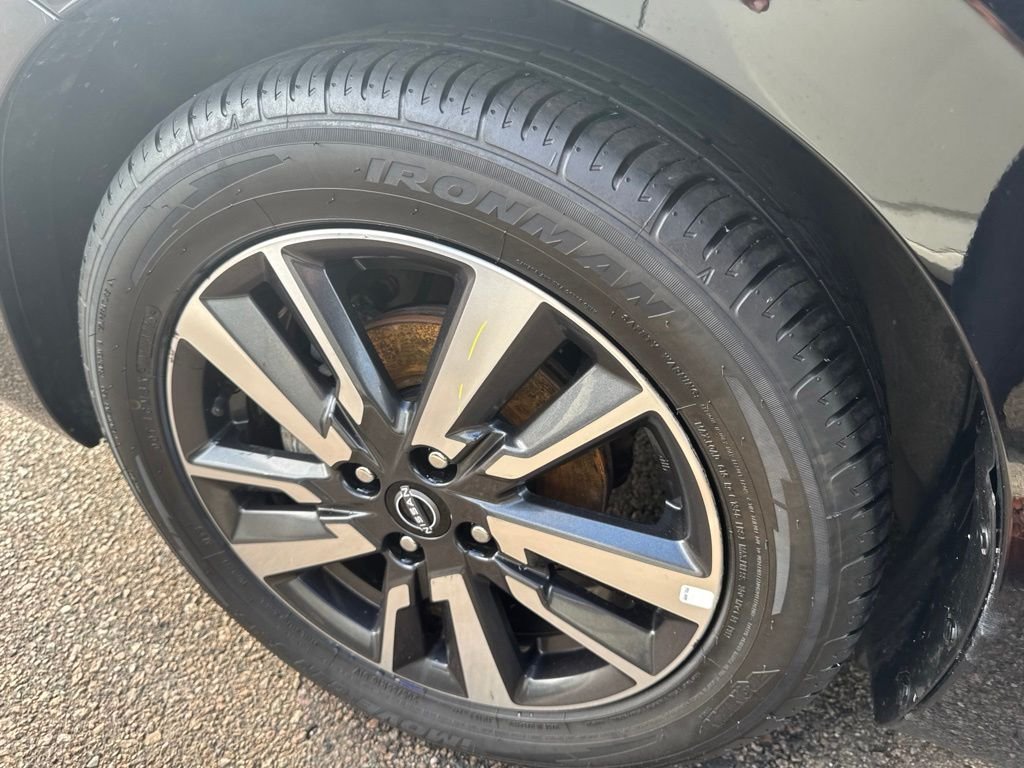 Used 2024 Black Nissan 1.6 S image 3