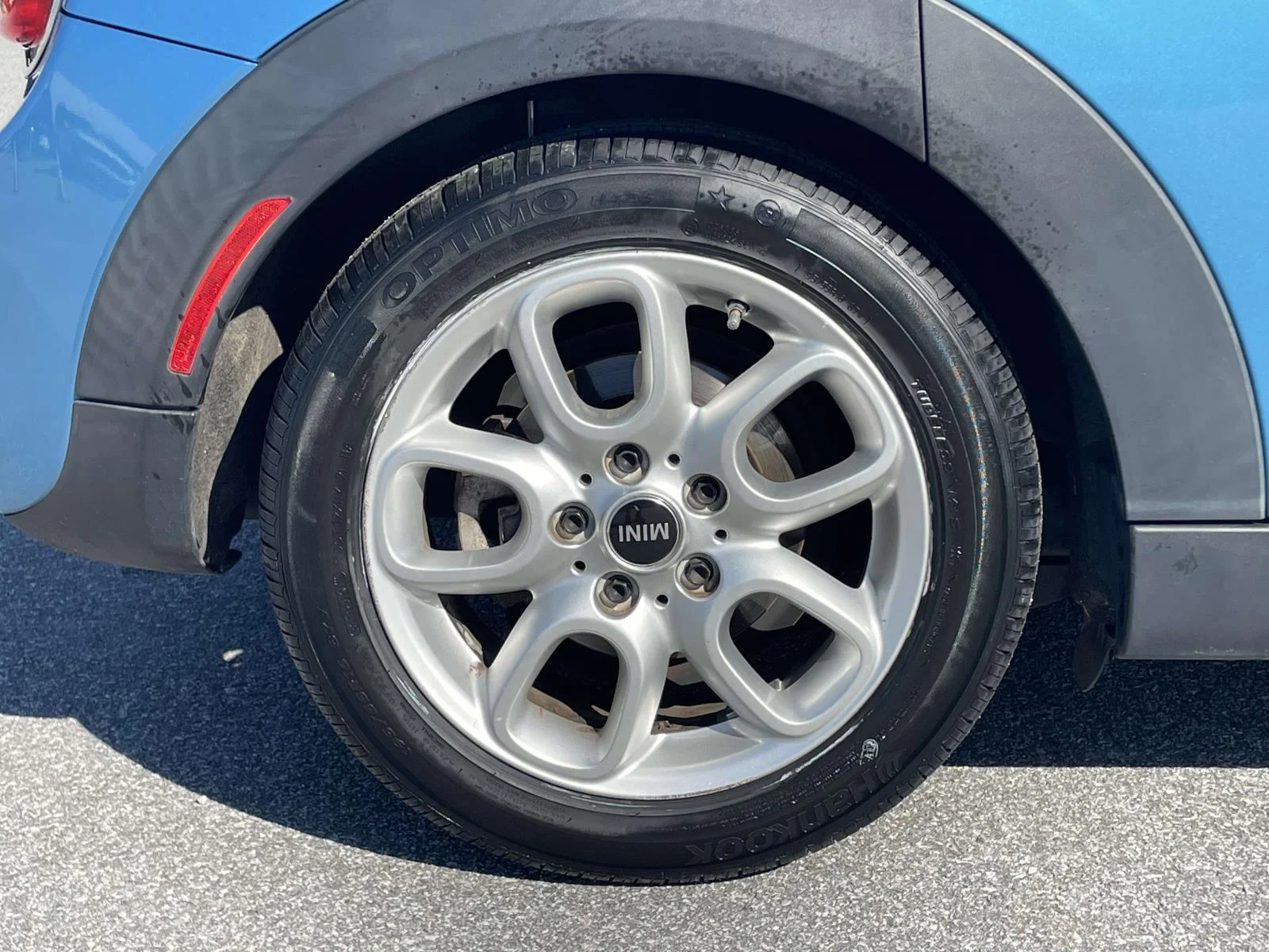 Used 2015 Electric Blue Metallic MINI S image 32