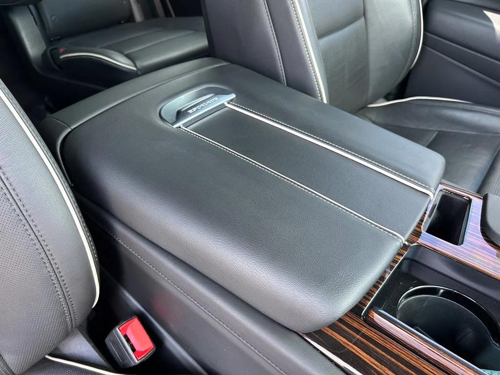 Used 2023 Black Raven Cadillac Premium Luxury image 44