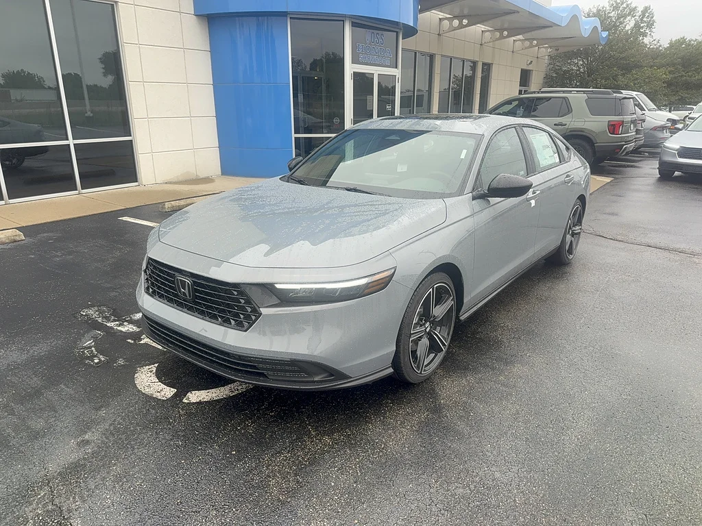 2026 Honda Accord Hybrid Sport, photo 4 of 12