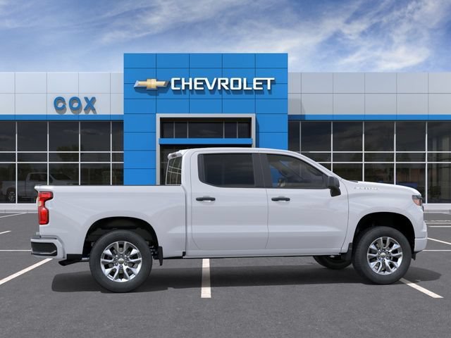 New 2026 Summit White Chevrolet Custom image 5