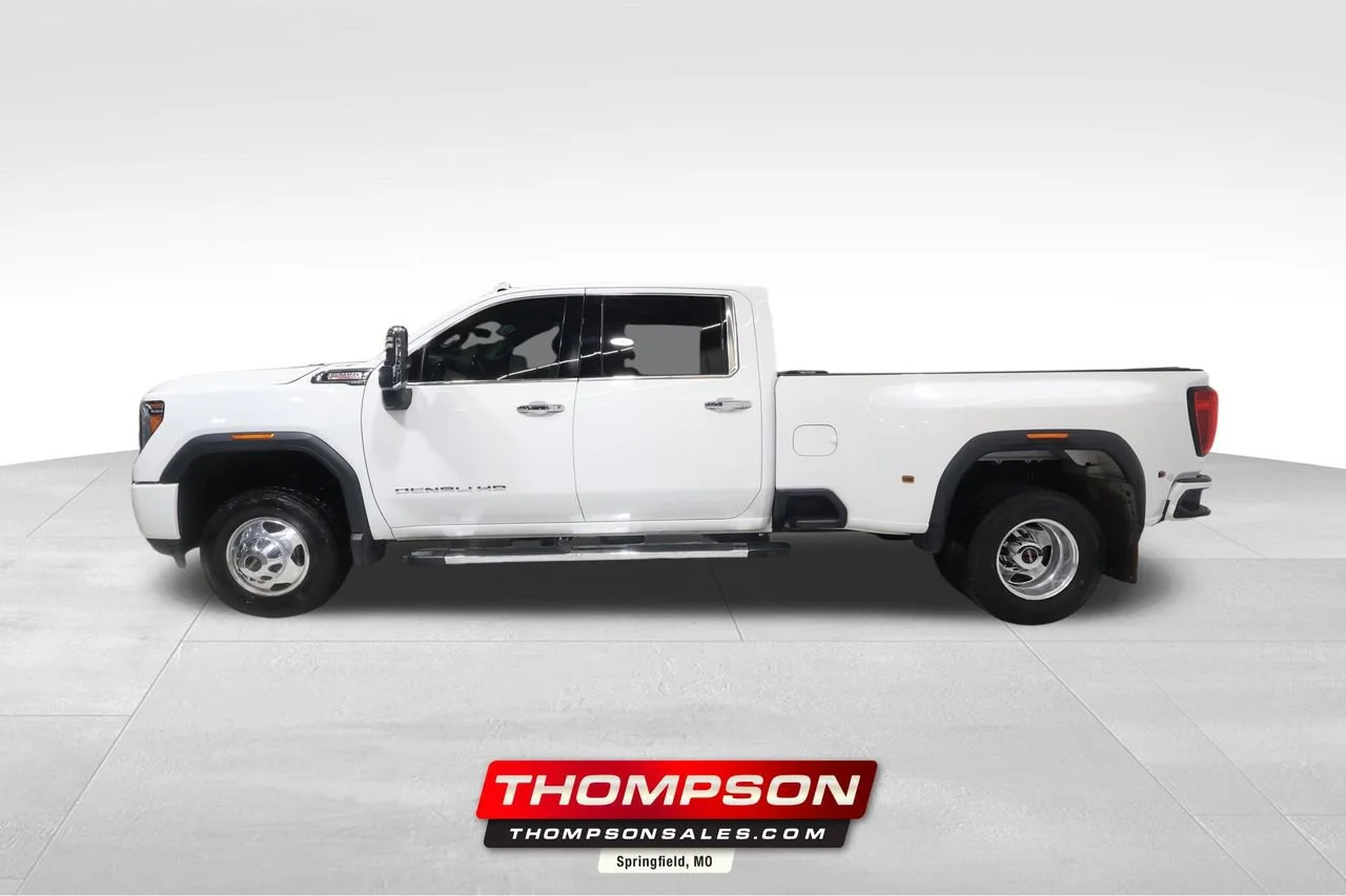 2021 GMC Sierra 4WD Crew Cab Long Box DRW Denali's photo