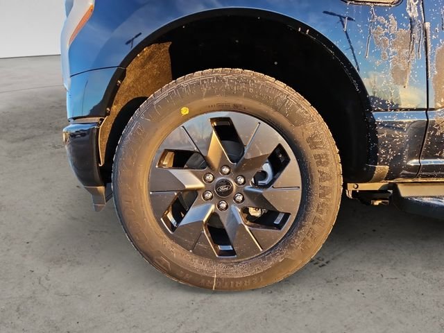 2025 Ford F-150 Lightning Lariat - Photo 14