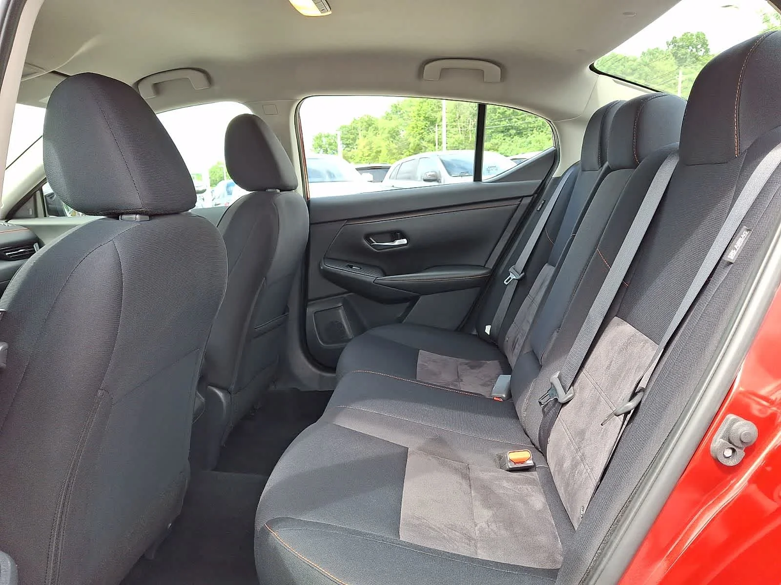 Used 2022 Scarlet Ember Tintcoat Nissan SR image 11