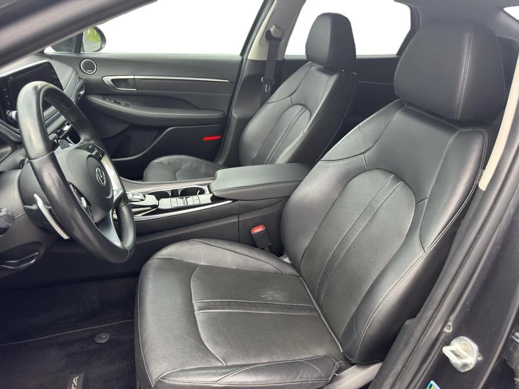 Used 2023 Portofino Gray Hyundai Limited image 8