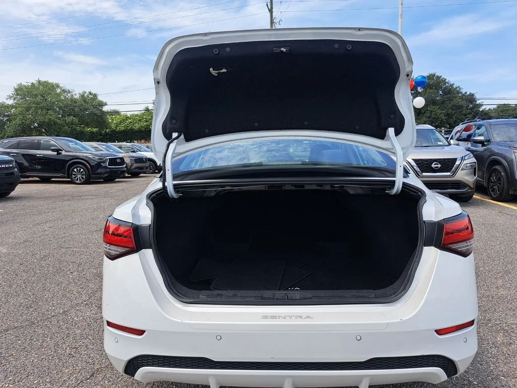 Used 2024 White Nissan SV image 23
