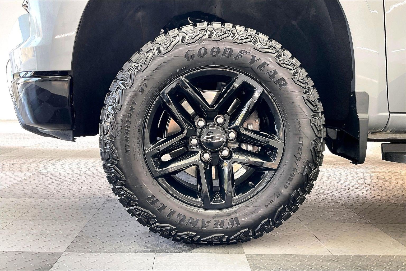 Used 2023 Sterling Gray Metallic Chevrolet LT Trail Boss image 8