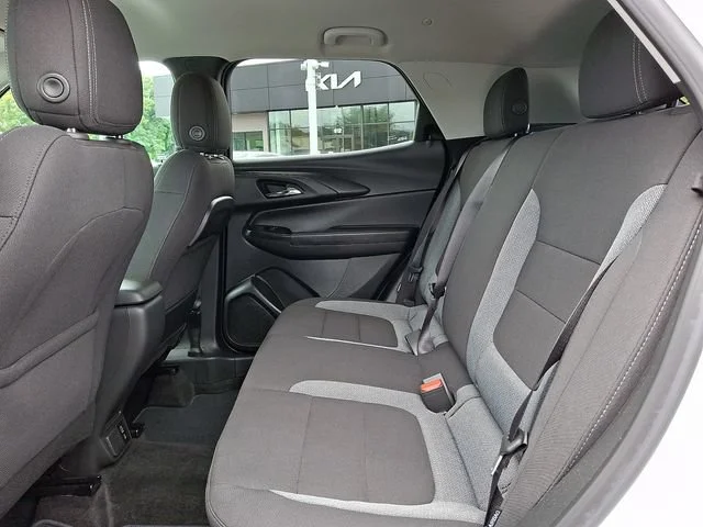 Used 2023 Summit White Chevrolet LT image 11