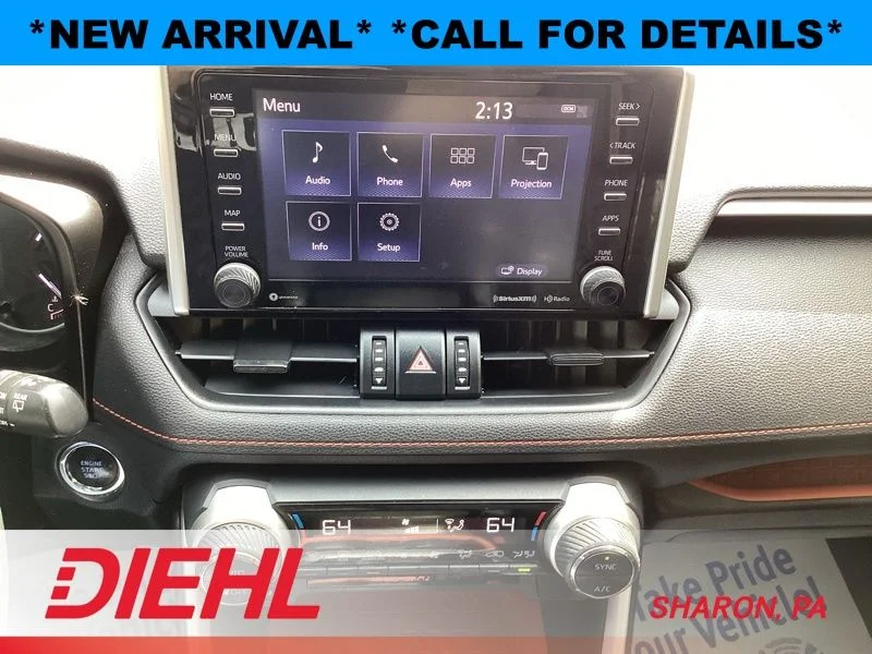 Used 2019 Blue Toyota Adventure image 21