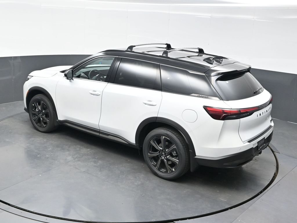 New 2027 2T RAD WHT INFINITI Autograph AWD image 47