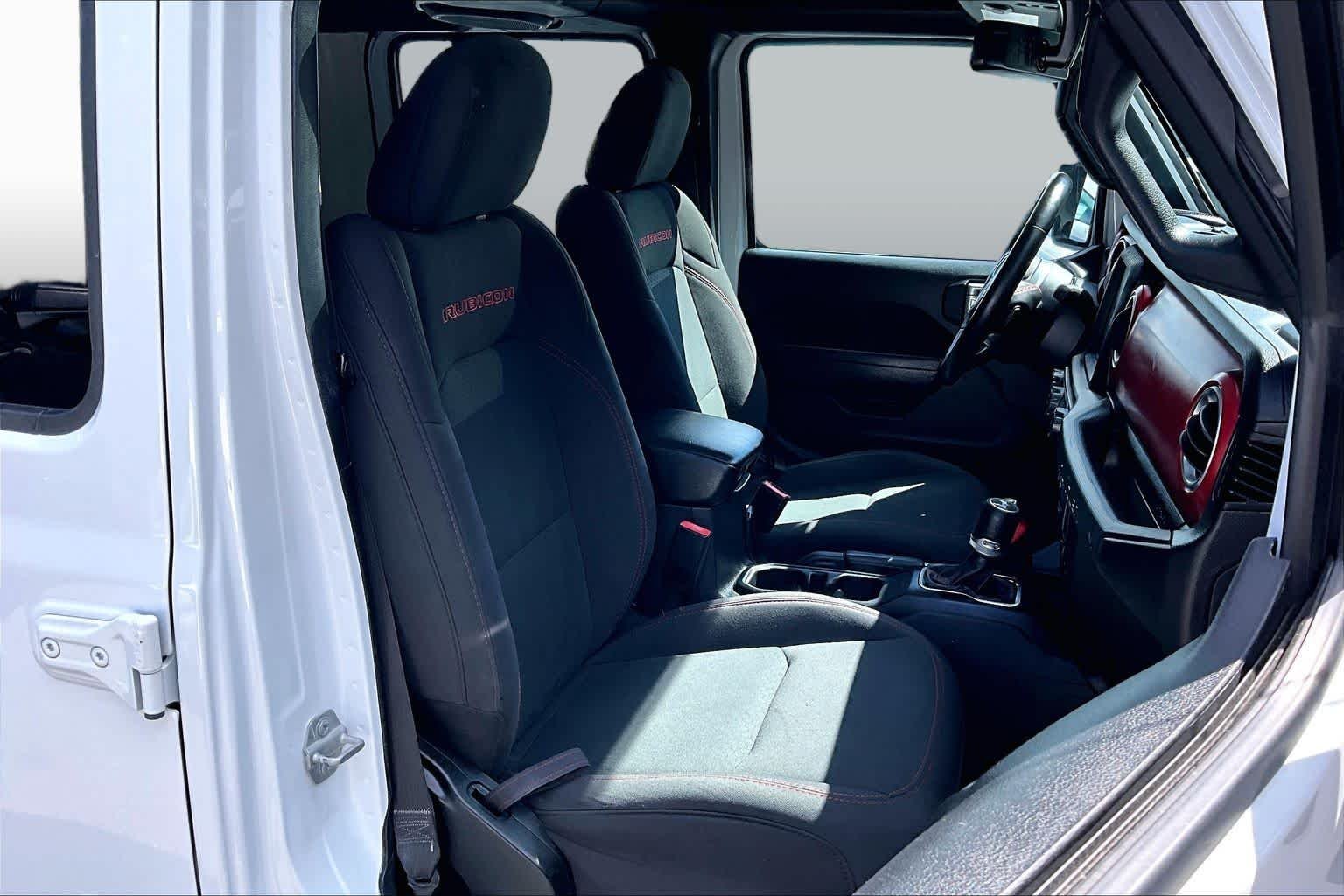 Used 2022 Bright White Clearcoat Jeep Unlimited Rubicon image 15
