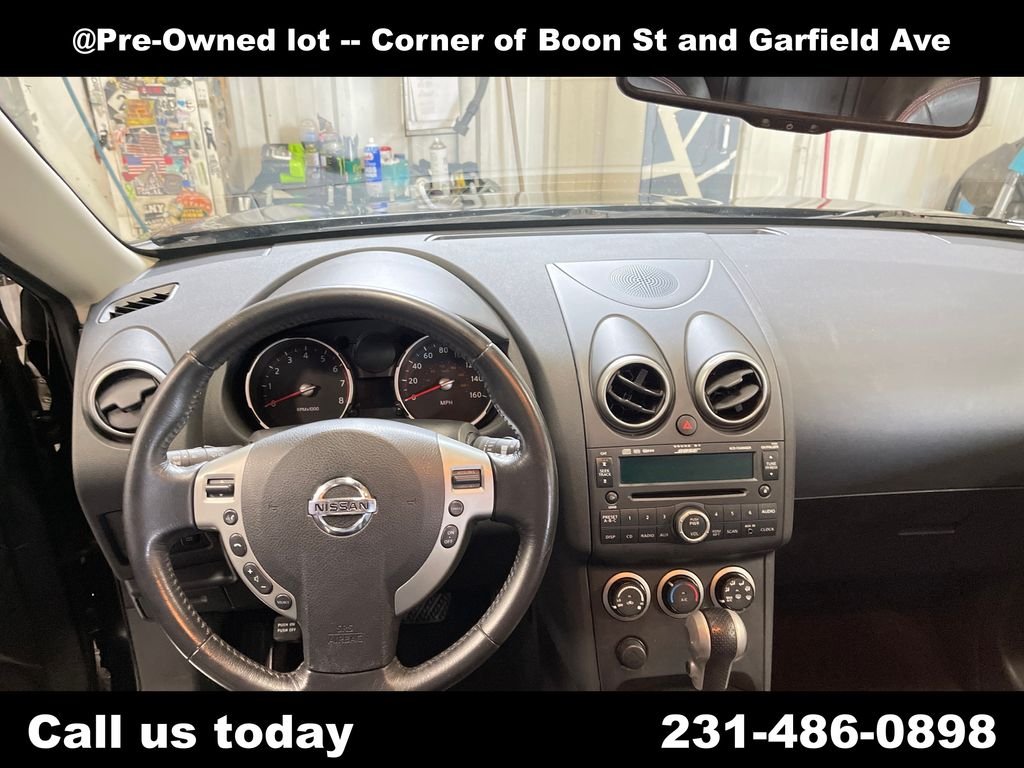 Used 2010 Black Nissan SL image 18