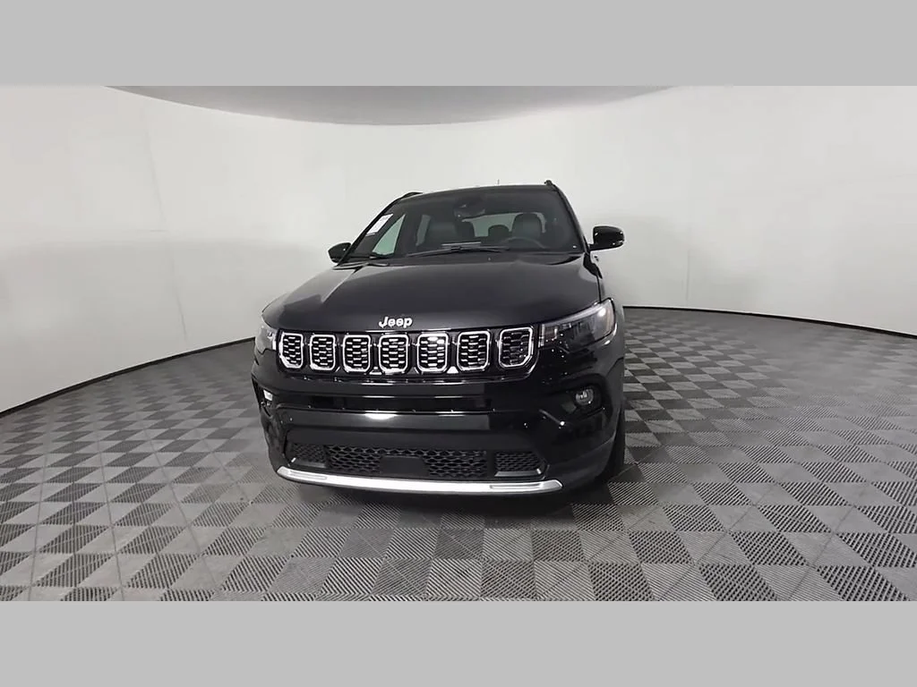New 2026 Diamond Black Crystal Pearlcoat Jeep Limited image 45