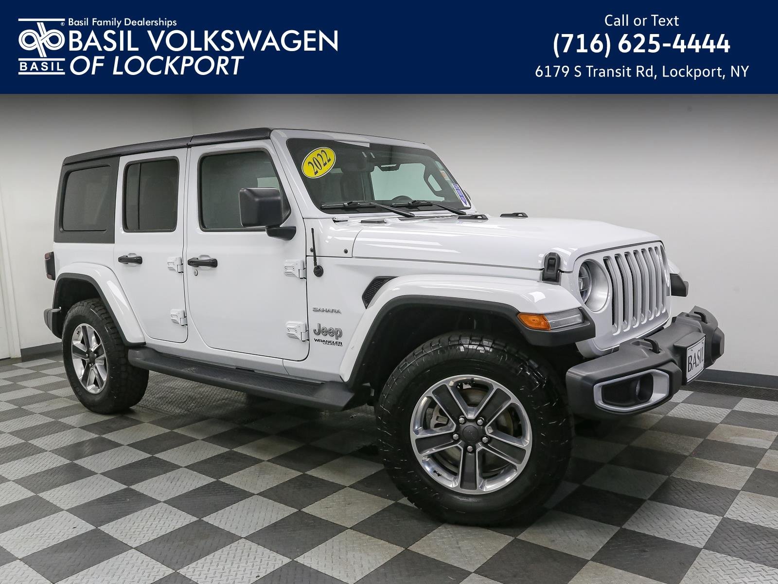 Used 2022 Bright White Clearcoat Jeep Unlimited Sahara image 1