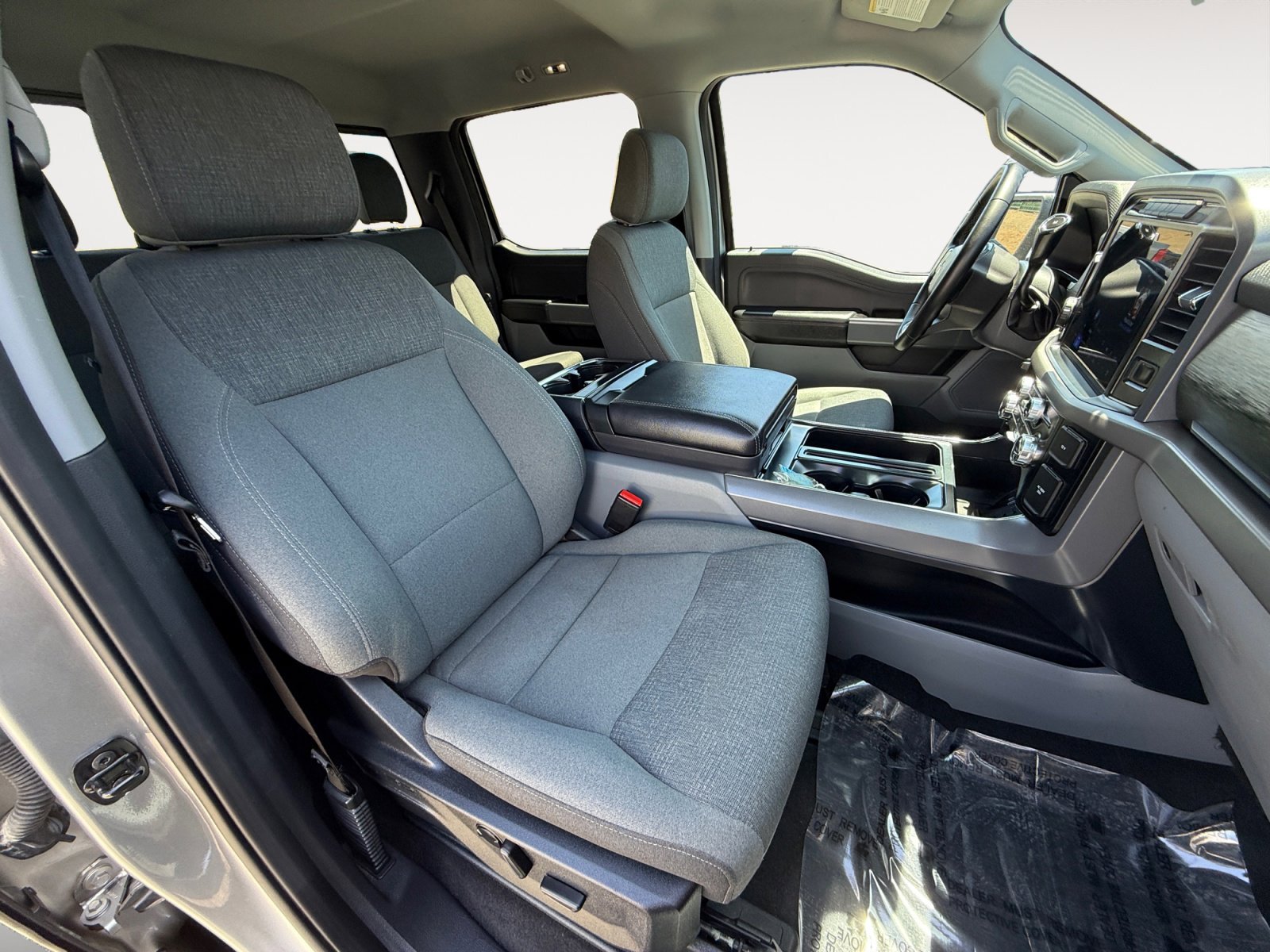 2024 Ford F-150 XLT - Photo 19