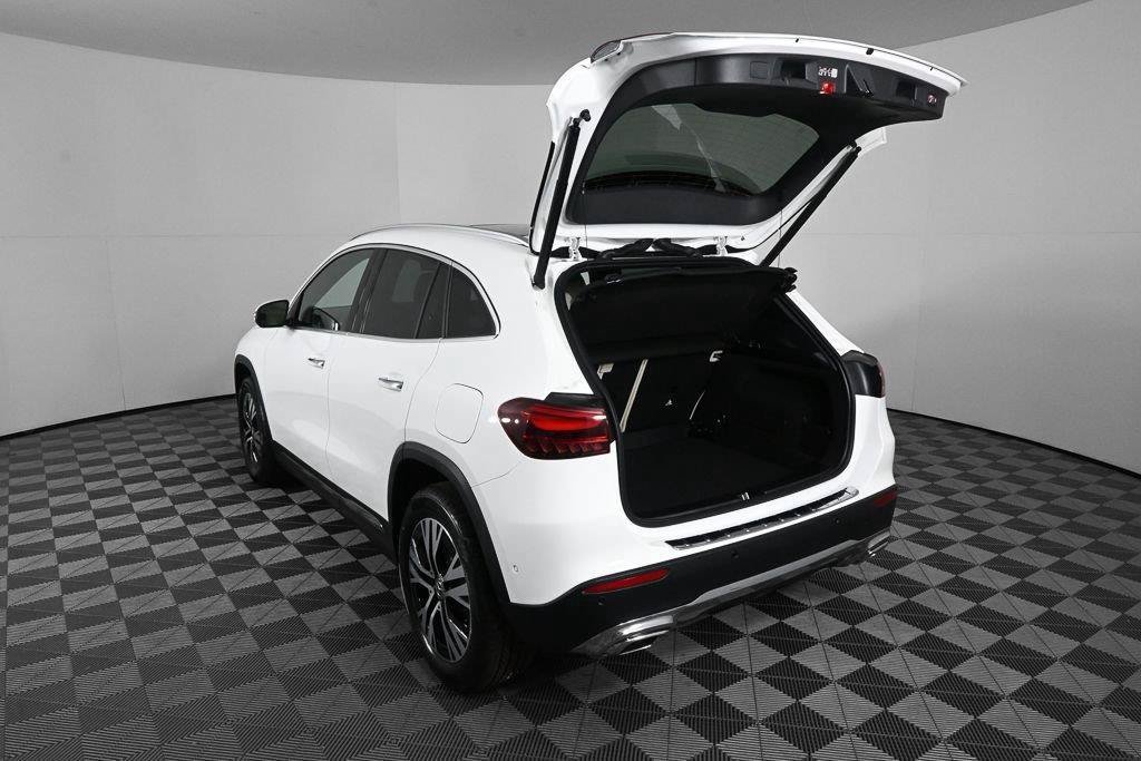 New 2026 Polar White Mercedes-Benz GLA 250 image 72