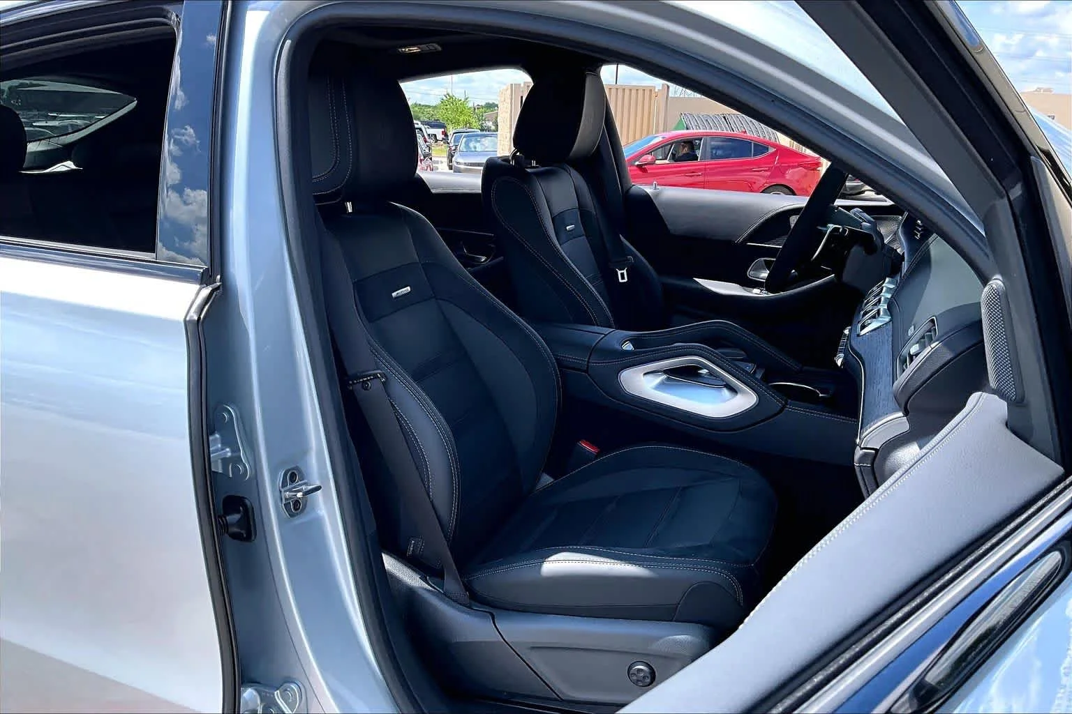 Used 2025 Cirrus Silver Metallic Mercedes-Benz AMG® GLE 53 image 9