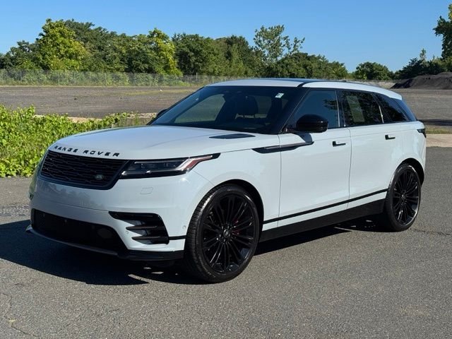 Certified Used 2024 Gray Land Rover Dynamic SE image 1