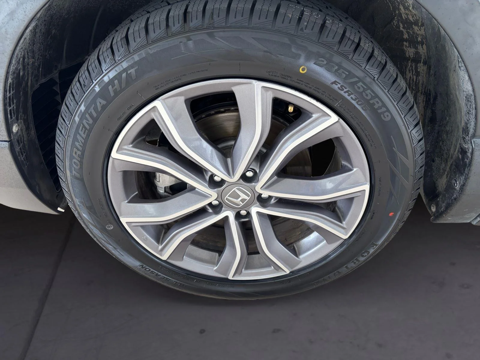 Used 2022 Crystal Black Pearl Honda Touring image 14