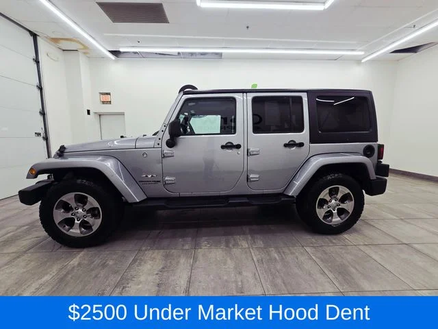 Used 2018 Billet Silver Metallic Clearcoat Jeep Unlimited Sahara image 2