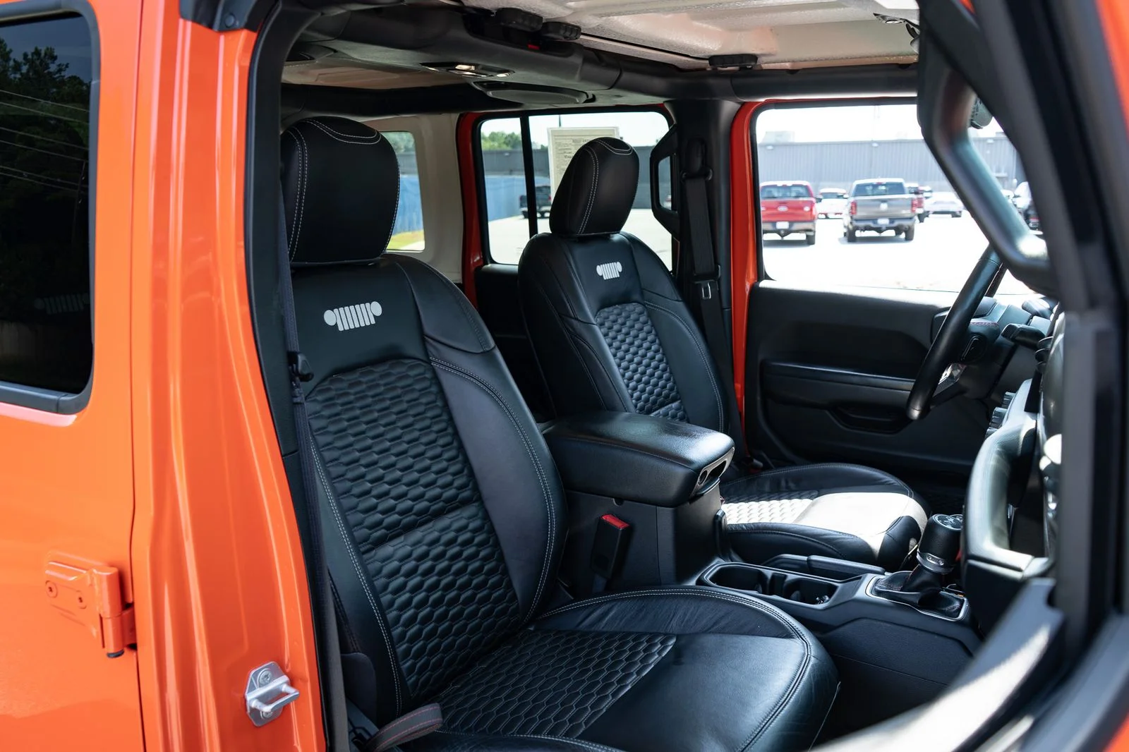Used 2019 Orange Jeep Unlimited Rubicon image 22