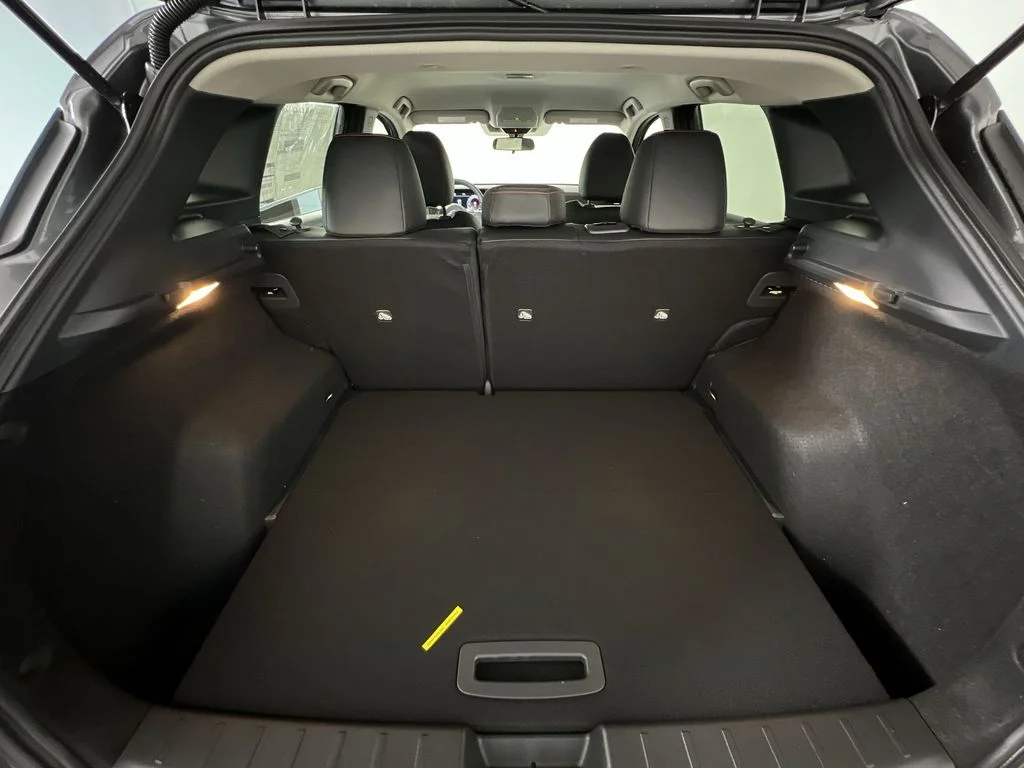 2026 Nissan KICKS SR - Photo 20
