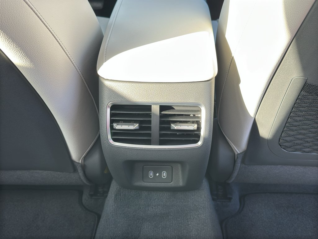 2025 Hyundai Sonata Hybrid Limited - Photo 34