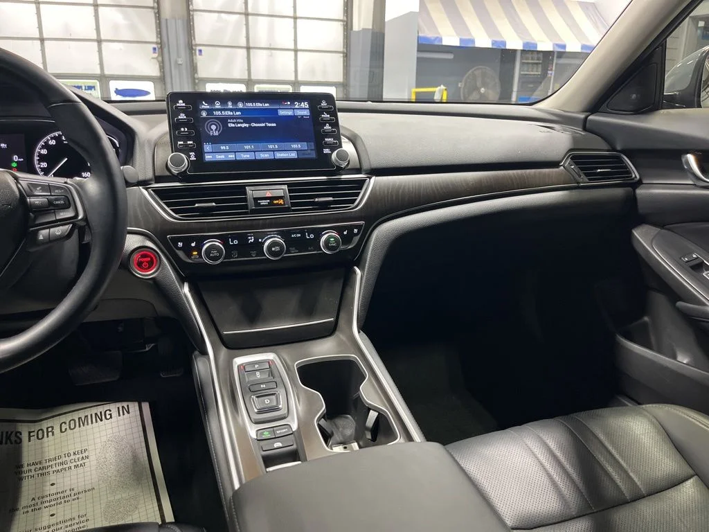 Certified Used 2022 Sonic Gray Pearl Honda Touring image 23