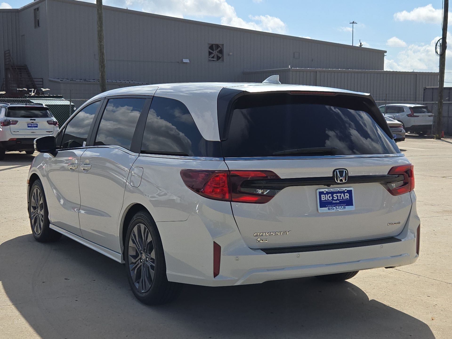 Certified Used 2026 Platinum White Pearl Honda Touring image 40