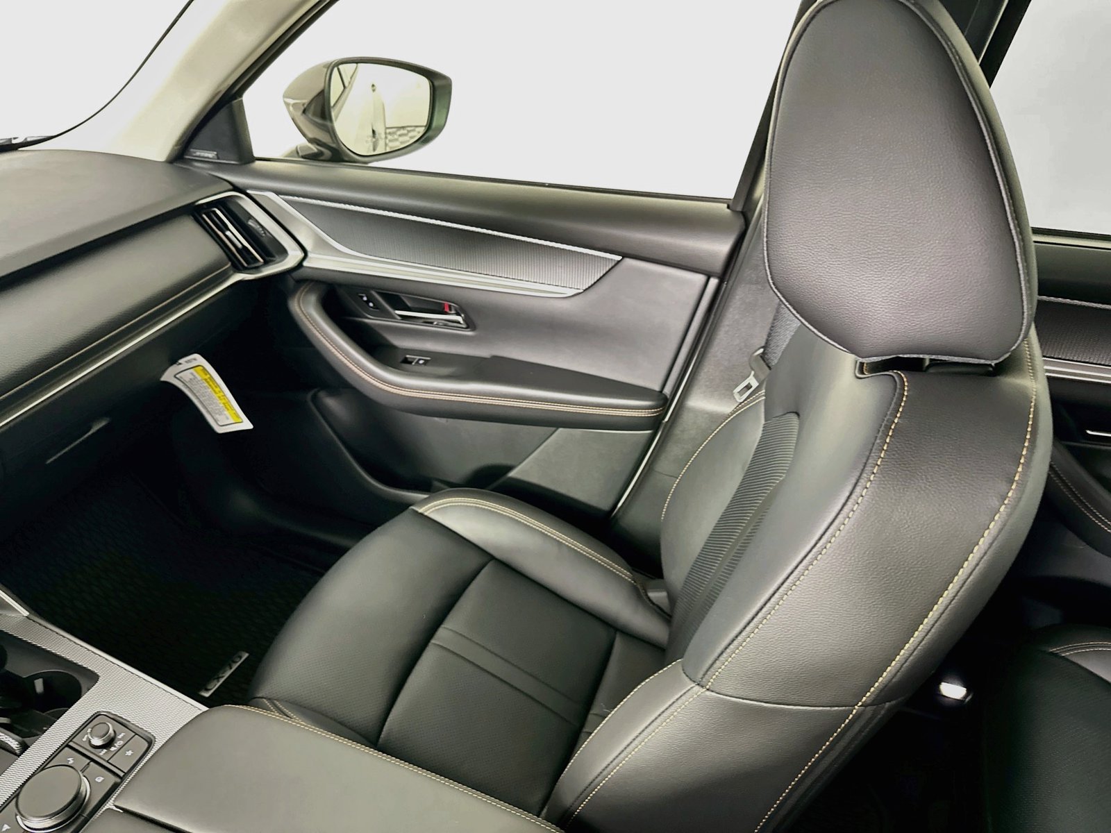 New 2026 Rhodium White Premium Mazda 3.3 Turbo Premium AWD image 25