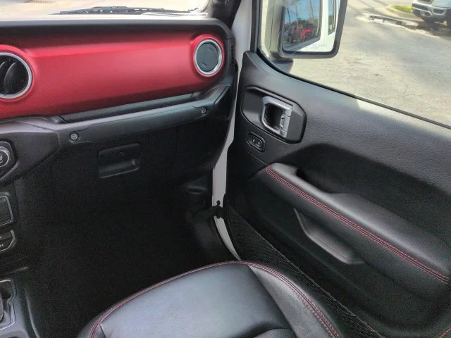 Used 2022 White Jeep Rubicon image 17