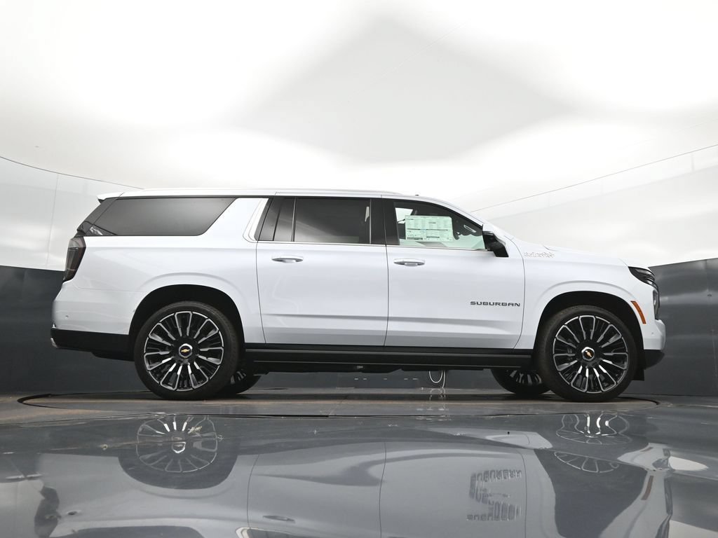 New 2026 Polar White Tricoat Chevrolet High Country image 44