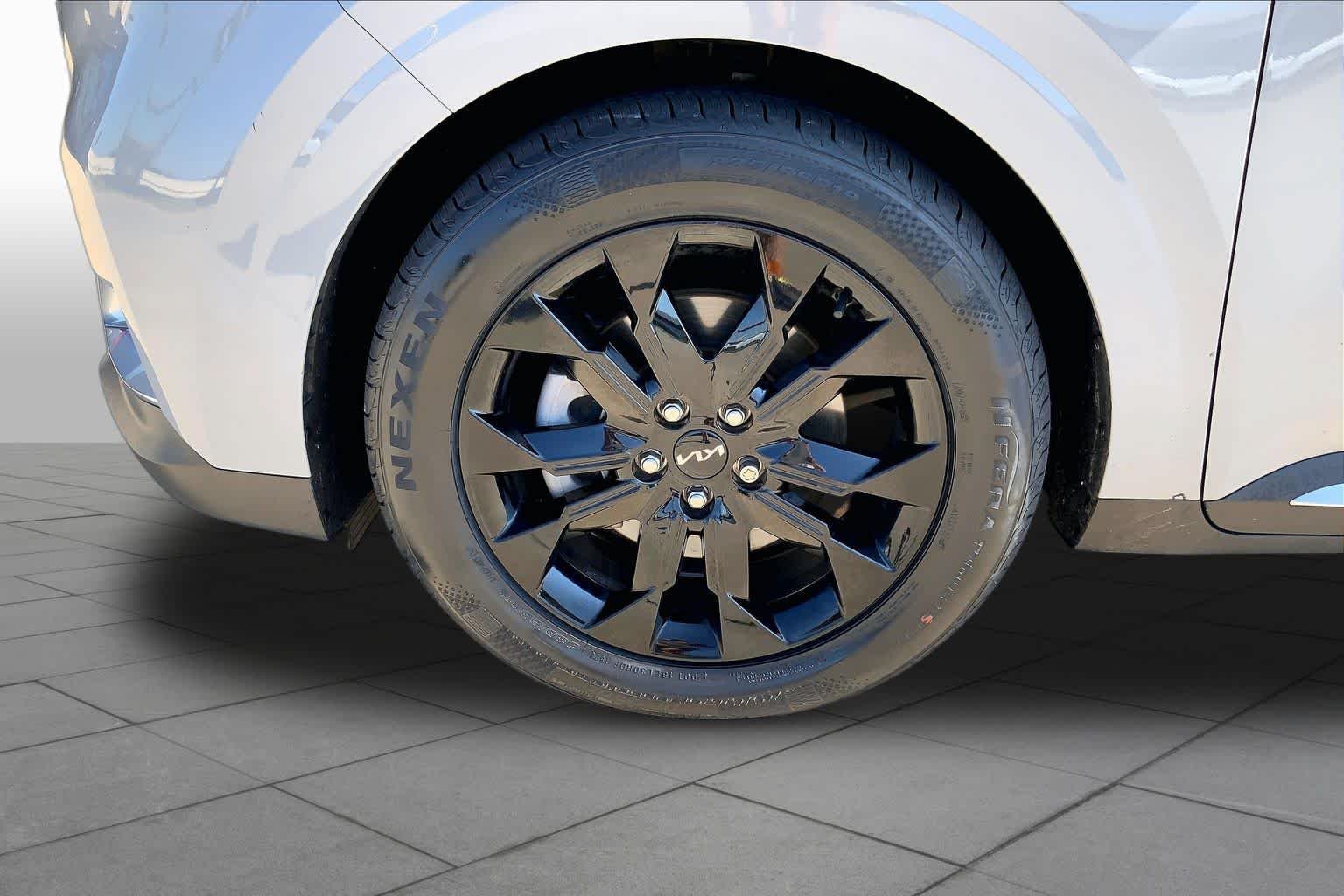 Used 2024 Ceramic Silver Kia SX image 11
