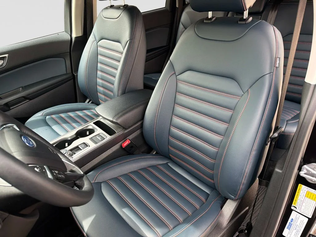 Used 2024 Agate Black Metallic Ford SEL image 20