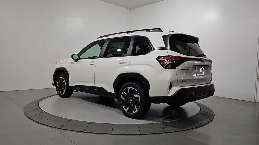 New 2026 CRYSTAL WHITE PEARL Subaru Premium Hybrid image 3