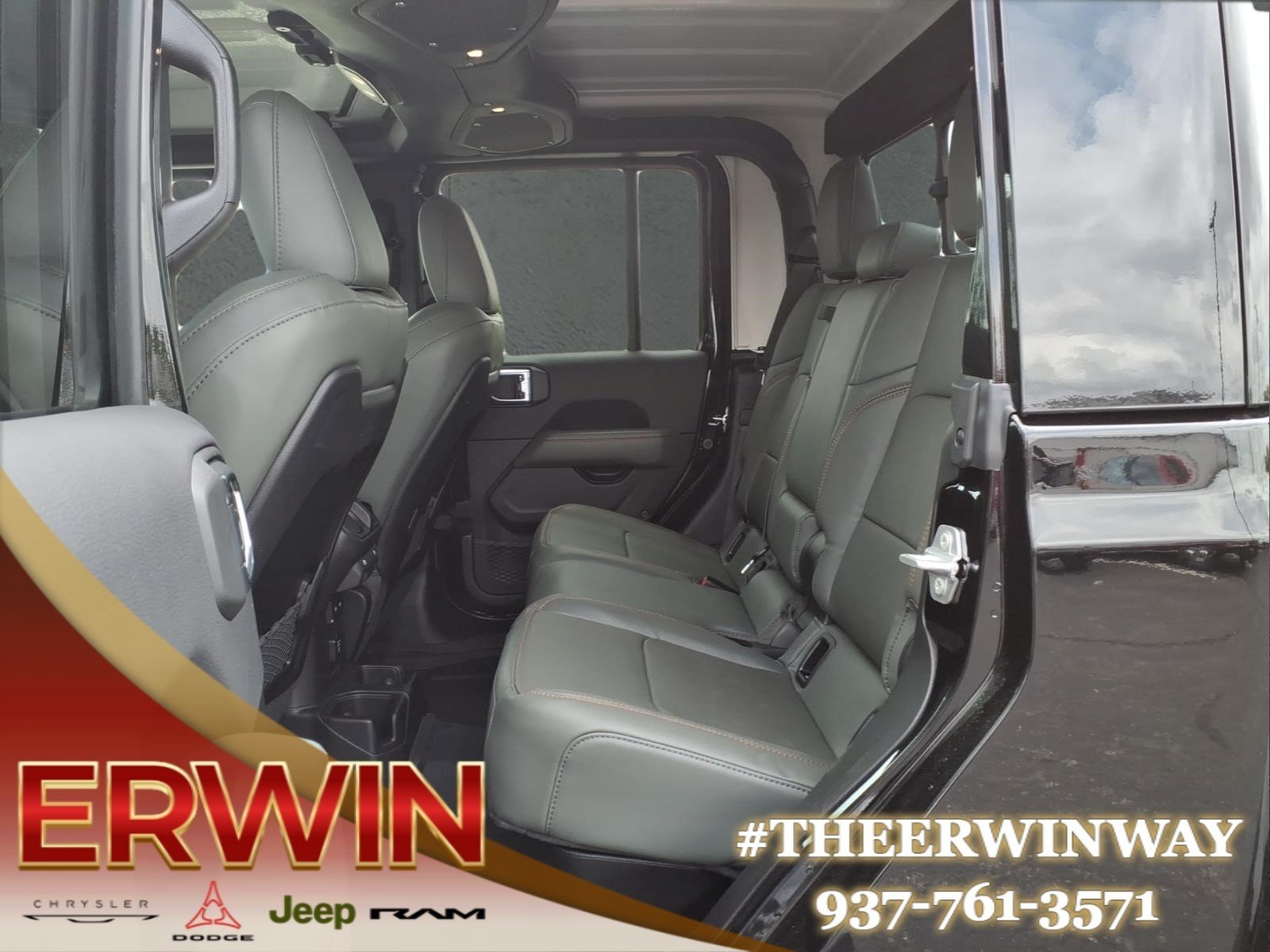 New 2026 Black Clear-Coat Exterior Paint Jeep Mojave image 13