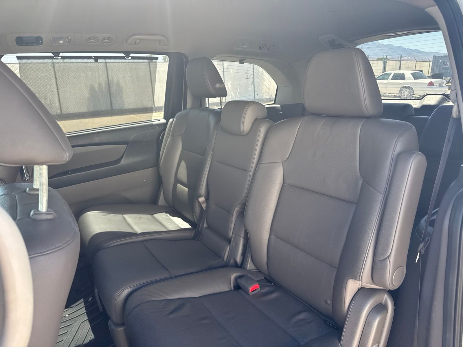 2016 Honda Odyssey EX-L - Photo 9