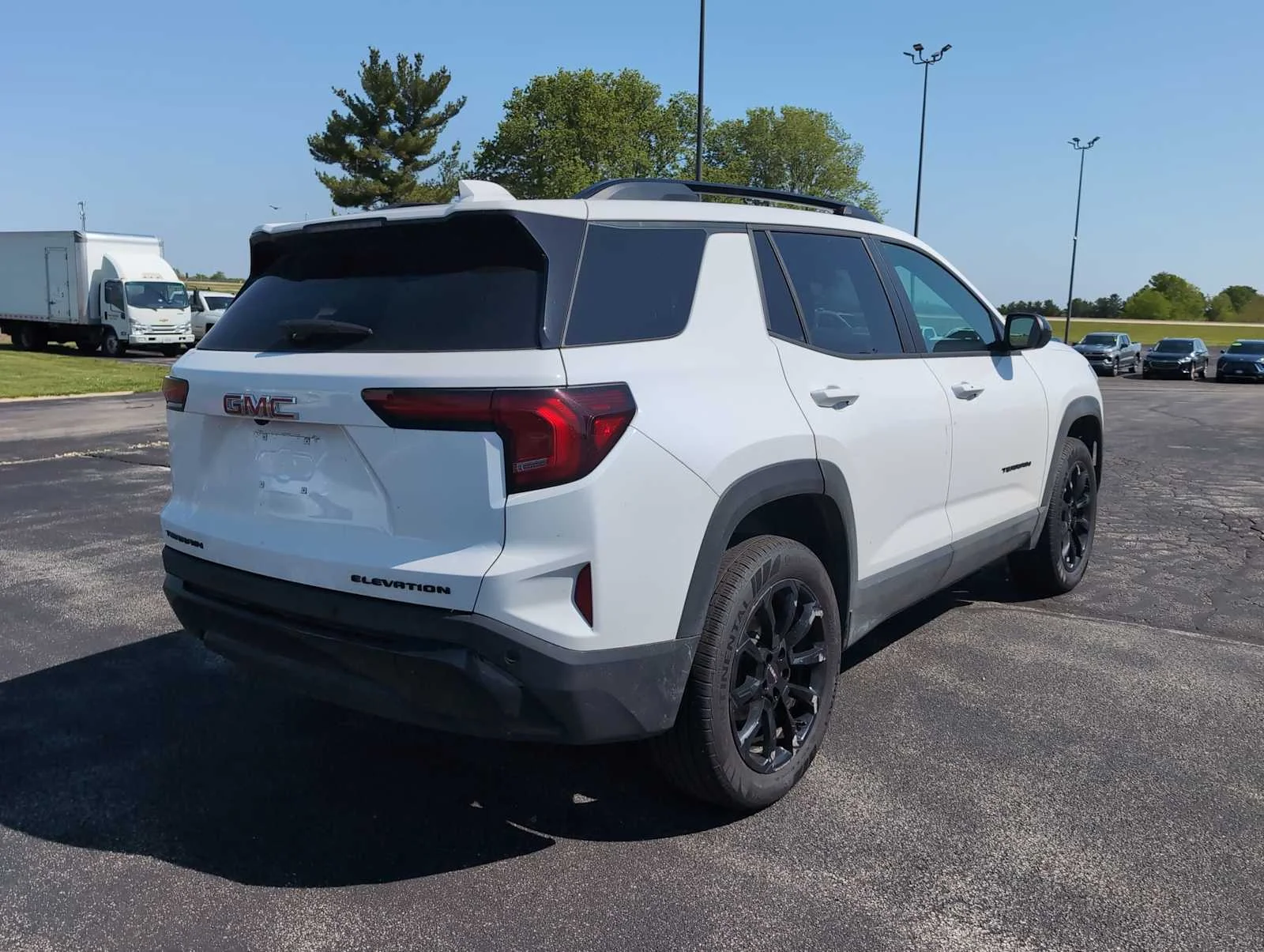 Used 2026 Summit White GMC Elevation image 12