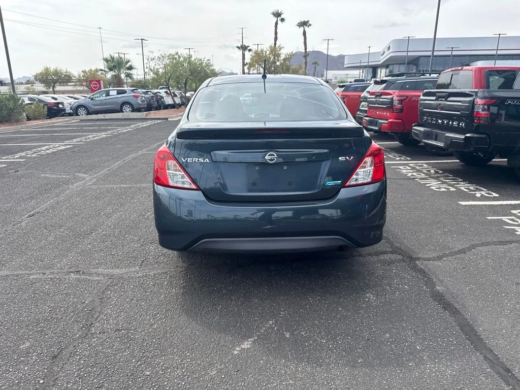 Used 2015 Blue Nissan 1.6 SV image 11
