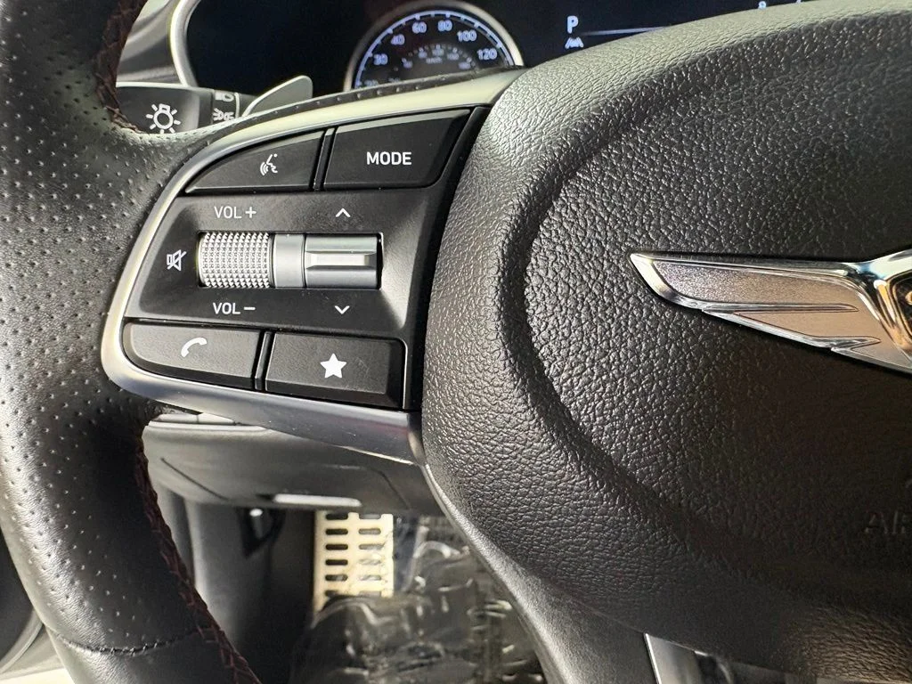 Used 2023 Silver Genesis 3.3T image 24