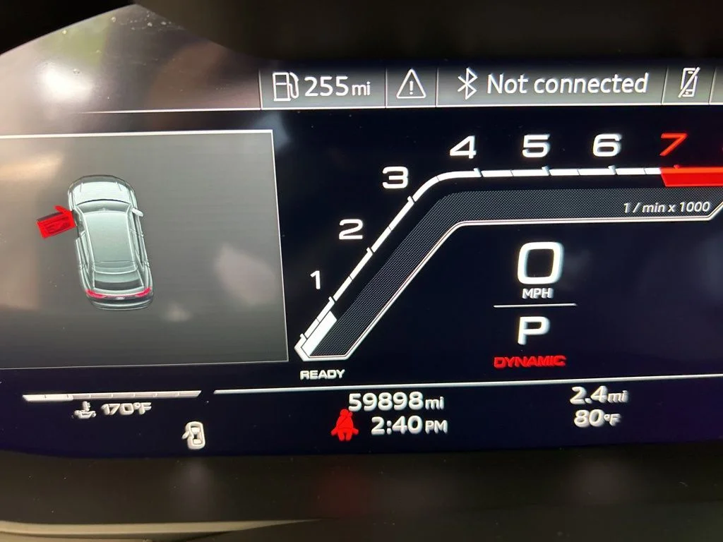 2022 Audi RS Q8 Base - Photo 46