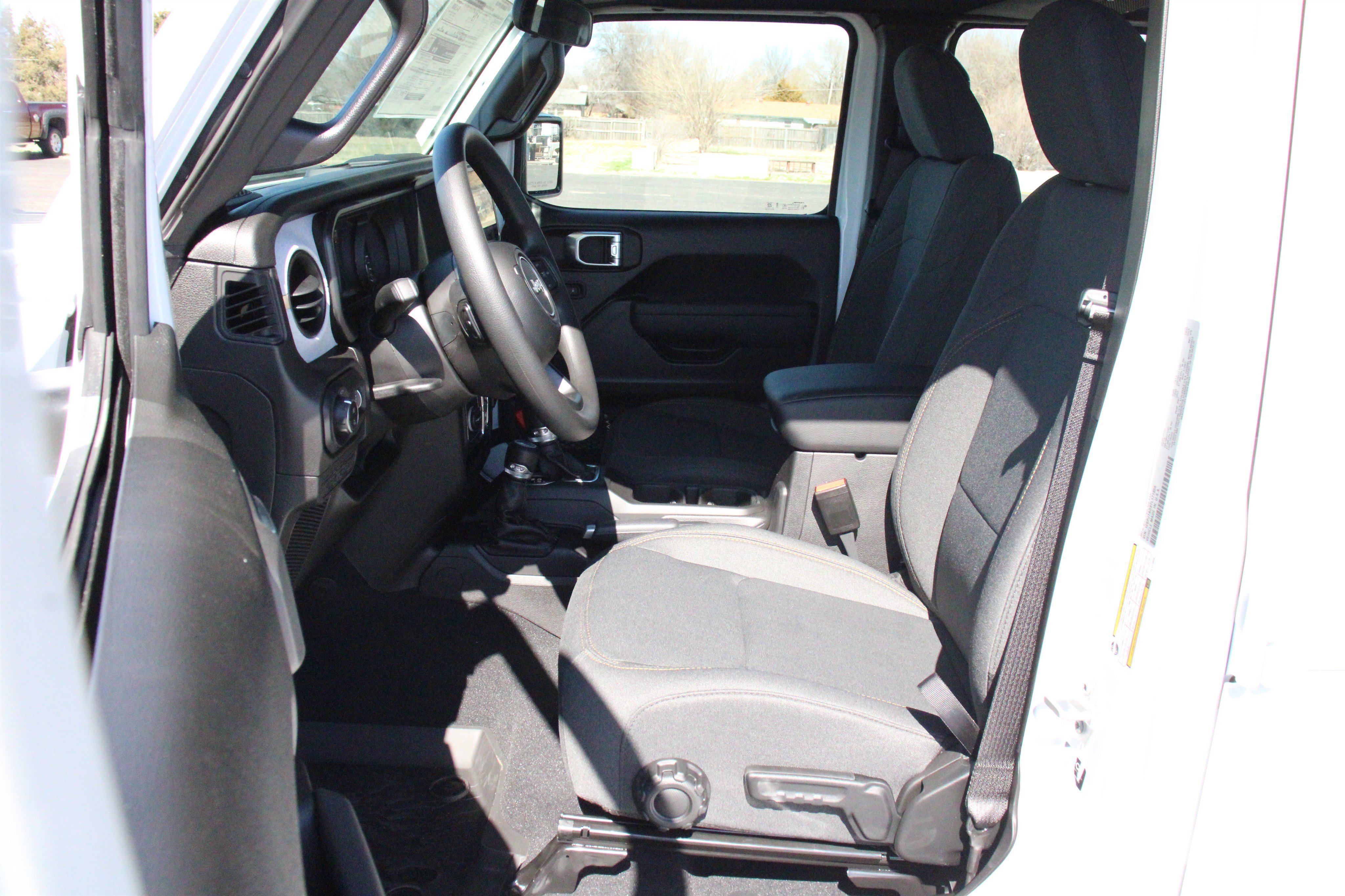 2026 Jeep Gladiator Sport