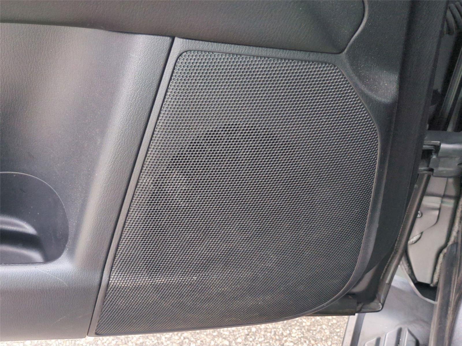 Used 2019 Gun Metallic Nissan Platinum image 17