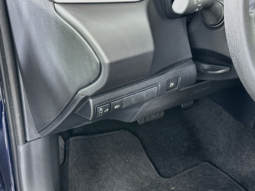 Used 2026  Toyota LE image 10