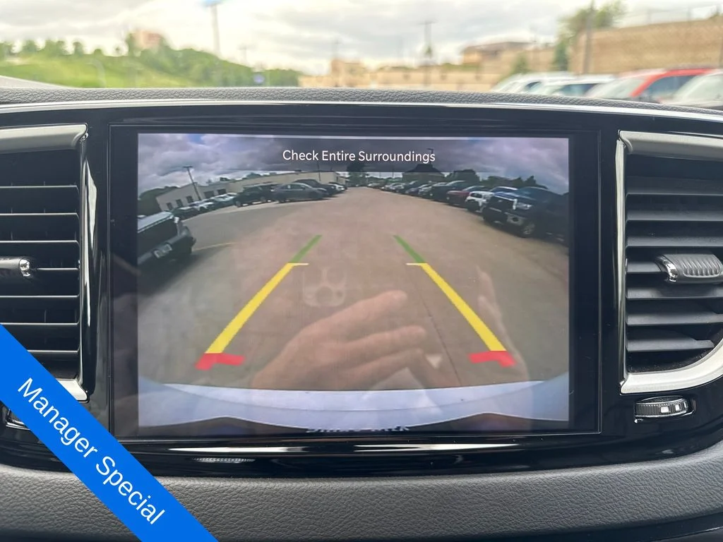 2024 Chrysler Pacifica Touring L - Photo 21