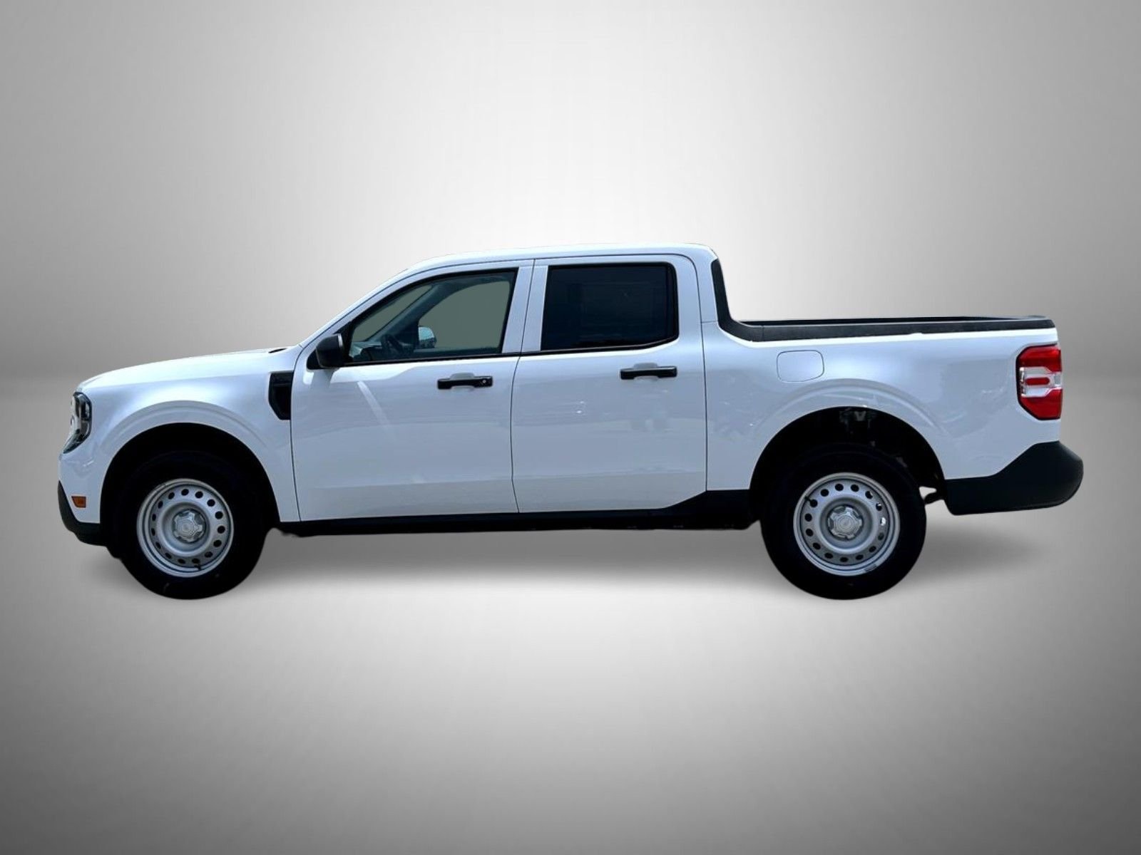 New 2026 Oxford White Ford XL image 8